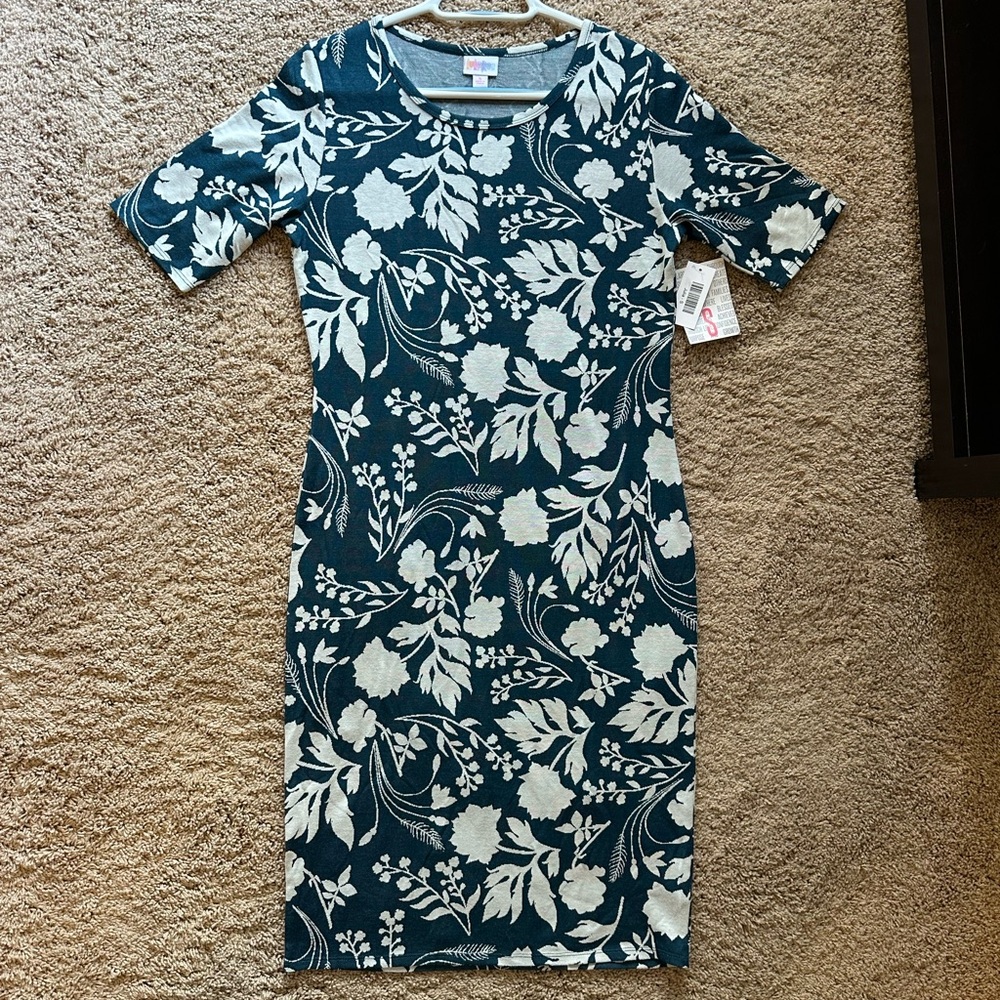 LuLaRoe Floral Print Julia Dress in Blue and White small NWT